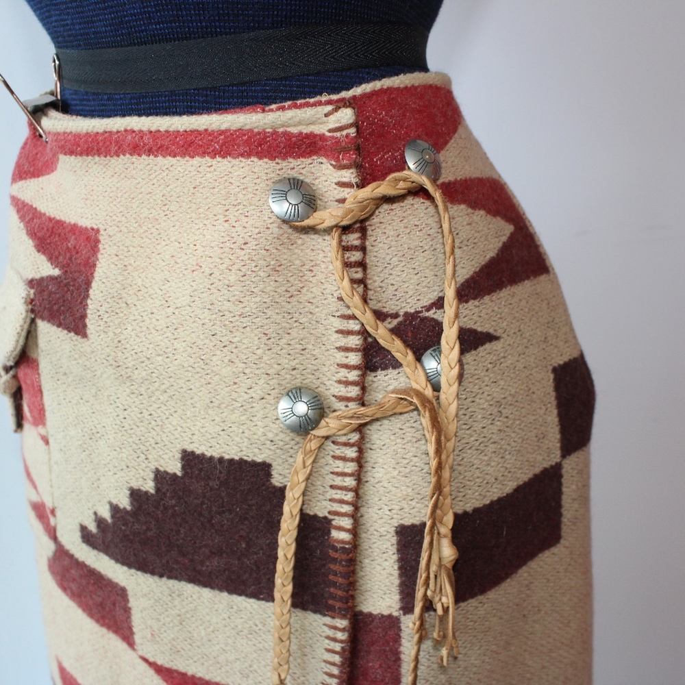 Ralph Lauren Country. Made in USA. Wool Skirt